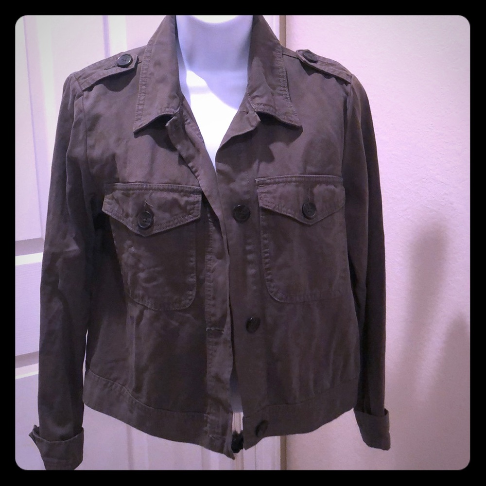 🚫SOLD🚫Forever 21 new casual jacket in olive